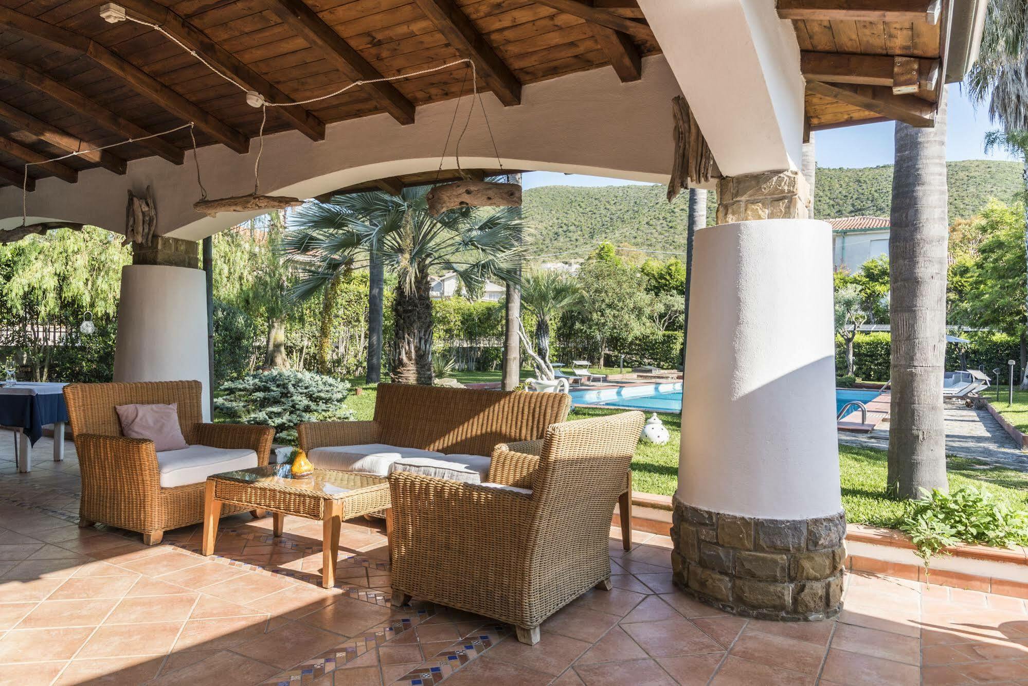 Villa Gio B&B De Charme 蒙蒂克里斯 外观 照片