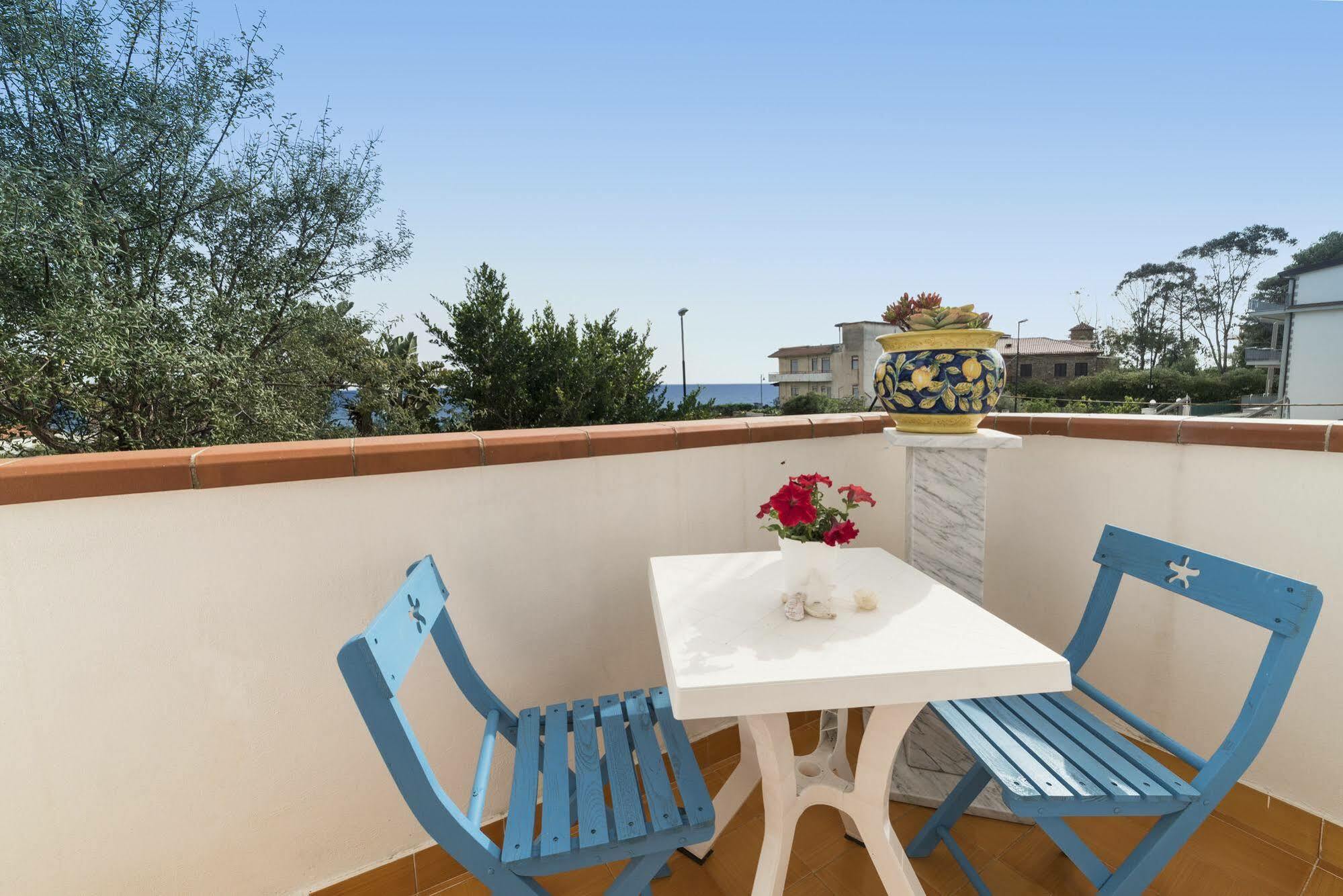 Villa Gio B&B De Charme 蒙蒂克里斯 外观 照片